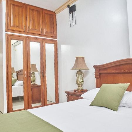 Departamentos Marcecilia De 2 Y 3 Habitaciones En El Centro De 曼塔 外观 照片